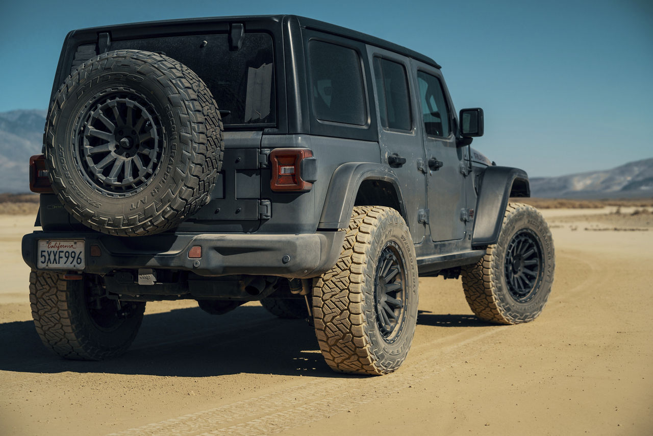 2020 Jeep Wrangler - Black Rhino RAID - Black | Wheel Pros